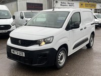 PEUGEOT PARTNER 1.5 BlueHDi 1000 Professional Premium + +12,475
