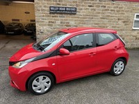 TOYOTA AYGO 1.0 VVT-i x-play 2016