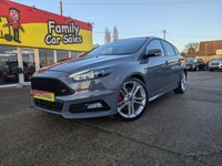 FORD FOCUS ST-3 2.0 TURBO FULL SERVICE HISTORY COMPLETELY STANDARD CAR