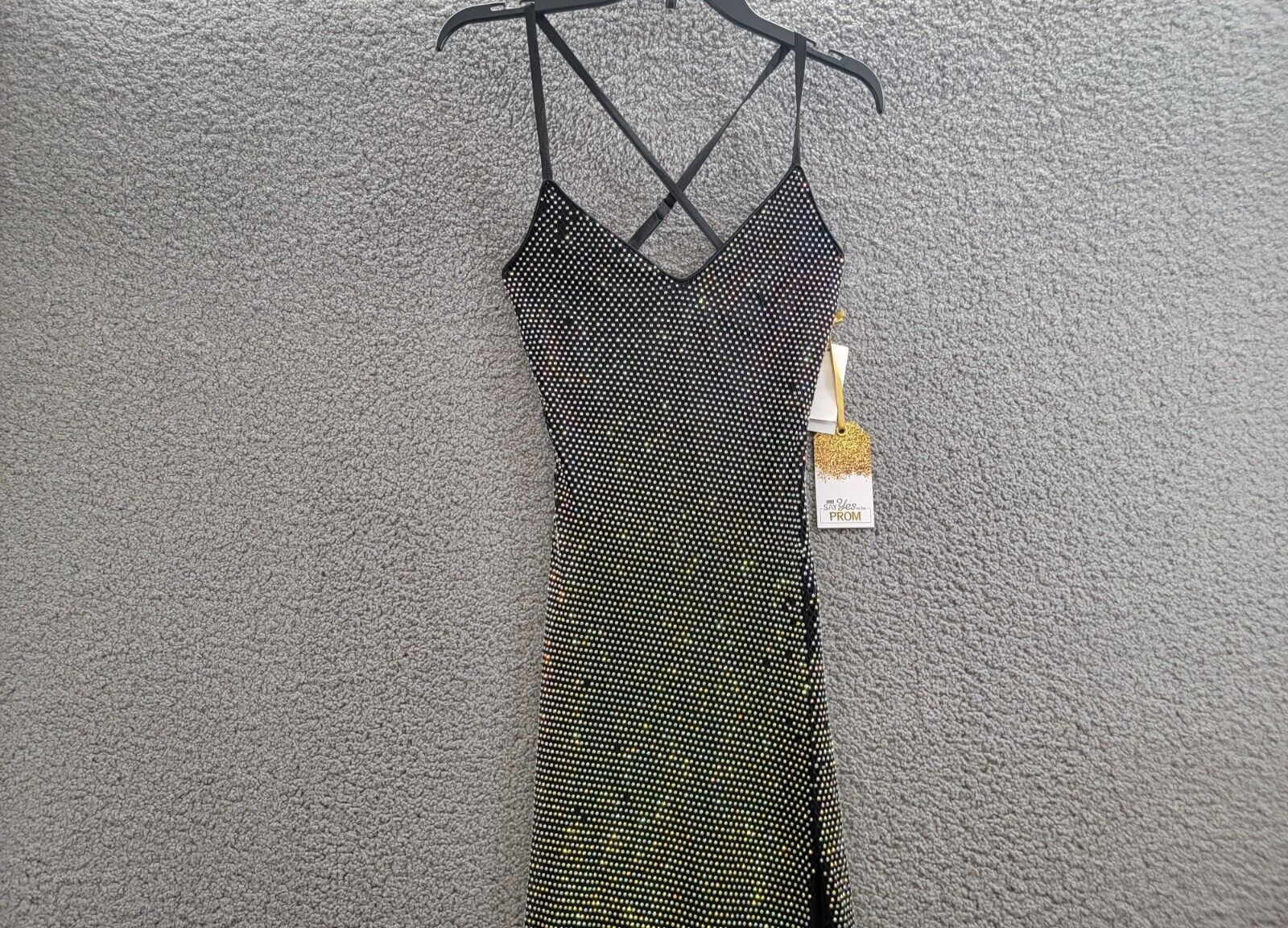 Say Yes to the Prom Embellished Sleeveless Strappy Gown Juniors' 1 Black Slit - Picture 3 of 15