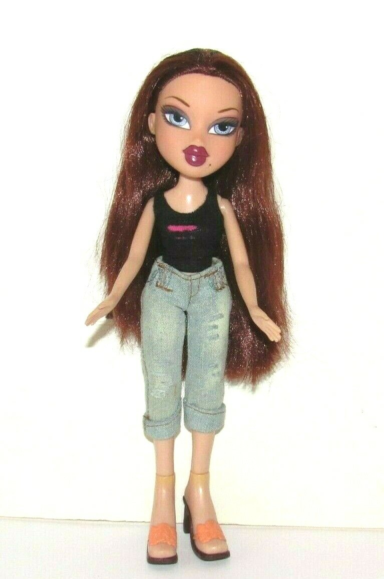 Bratz Doll Roxxi Treasures Redress Outfit Clothes Shoes