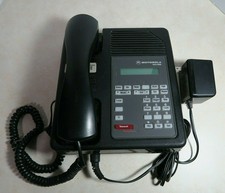 Motorola RCH3000 L3030A VHF UHF 2 Way Radio Deskset Phone with Adapter