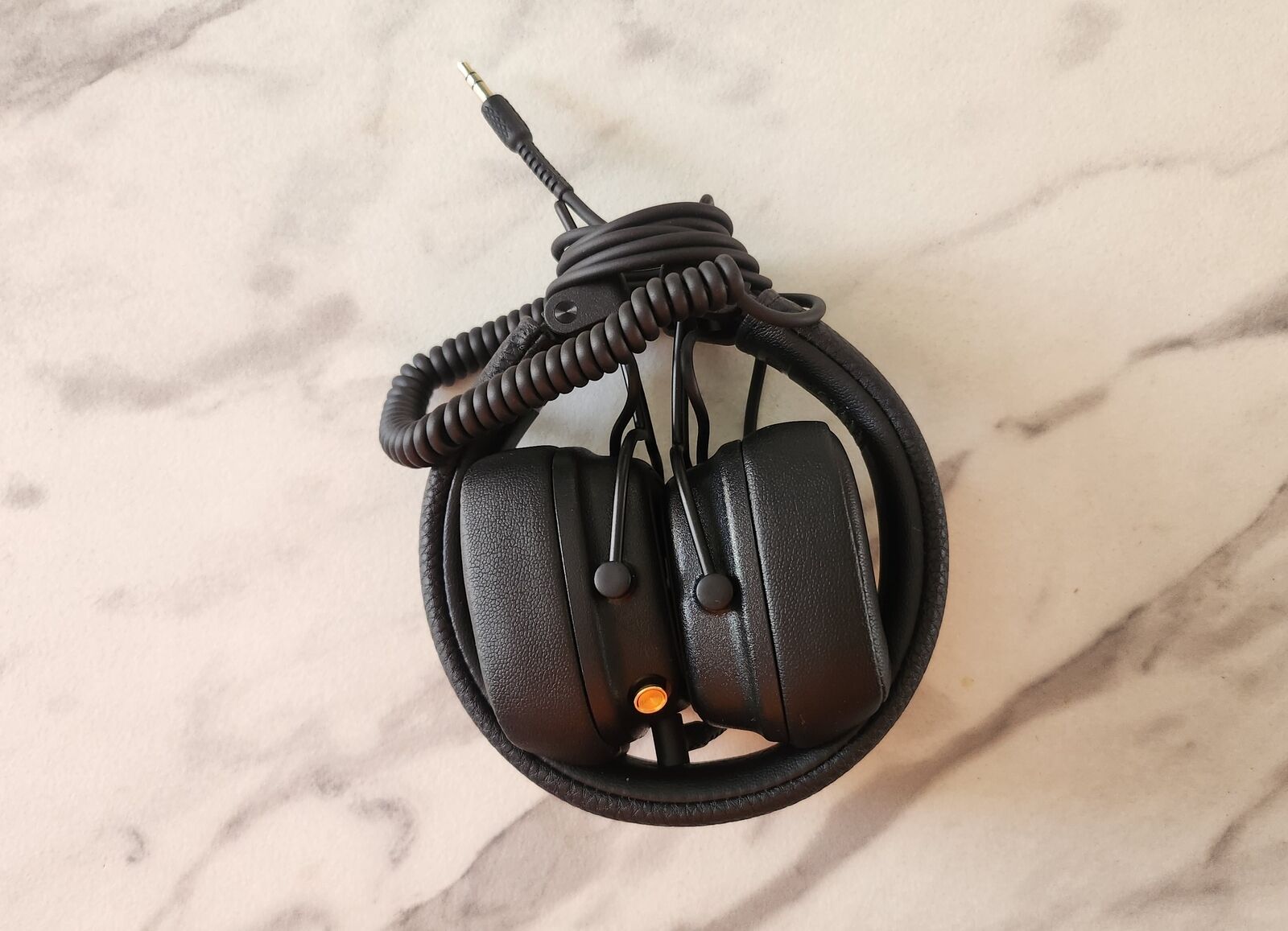 Marshall Major IV Bluetooth Headphone with wireless charging Marshall Major IV Bluetooth Headphone with wireless charging