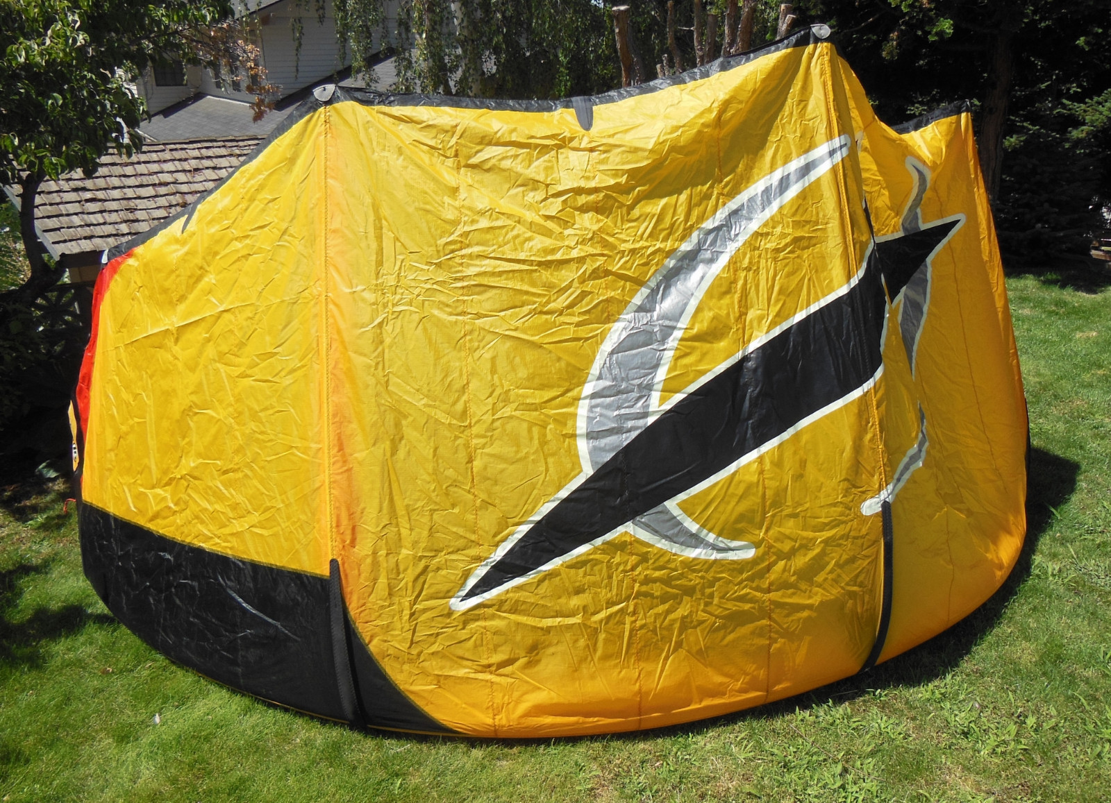 WINDWING RAGE II 10M² KITEBOARDING KITE, NEW - NEVER FLOWN, EXCELLENT CONDITION