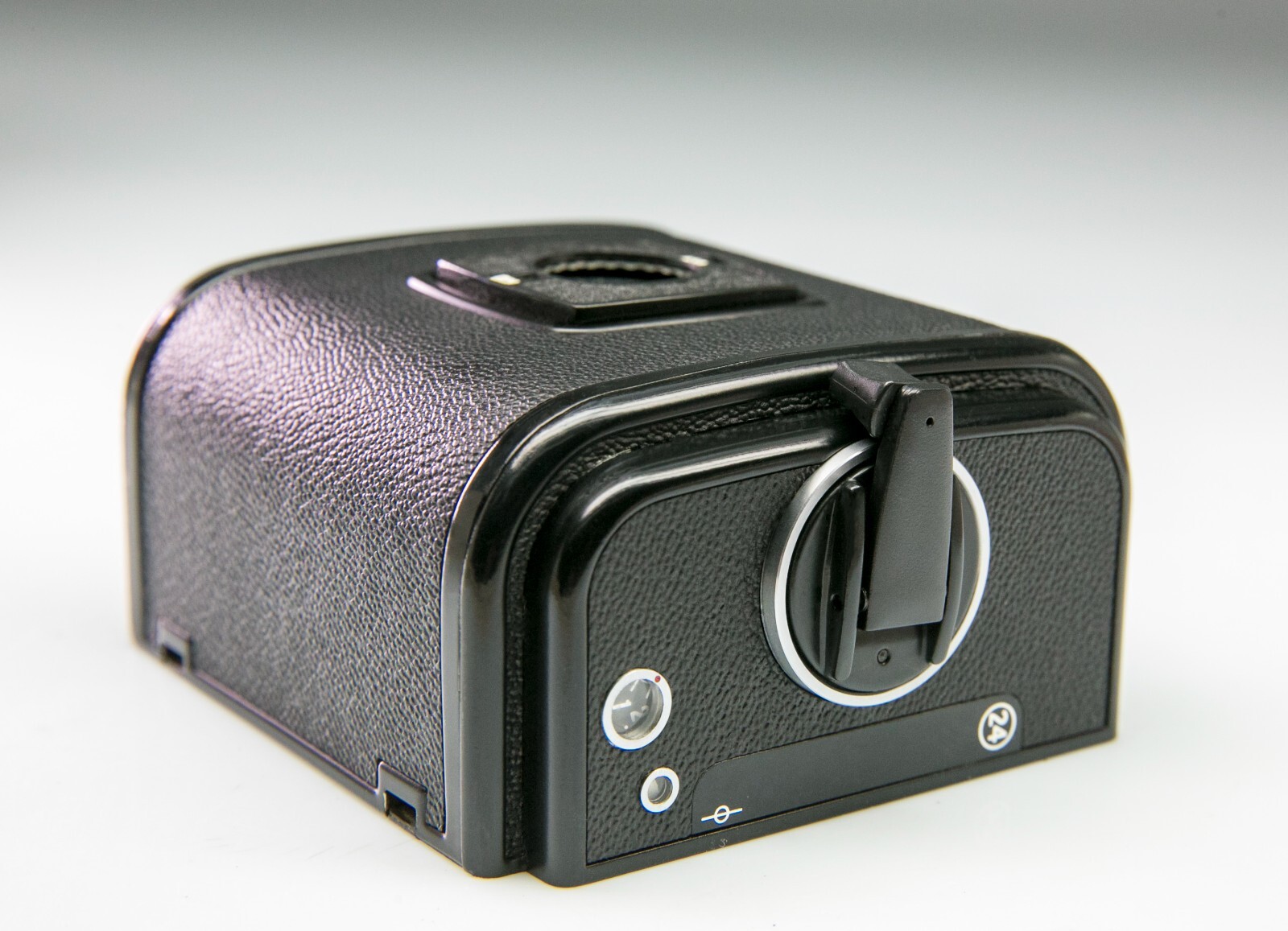 HASSELBLAD A24 6×6 OEM Hasselblad A24 Type II Black 6x6 120 Film Back | eBay