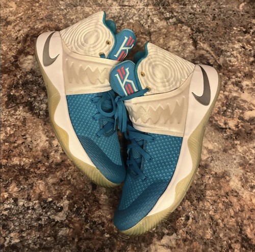 Authentic Kyrie irving 2 Christmas size 14 832108144