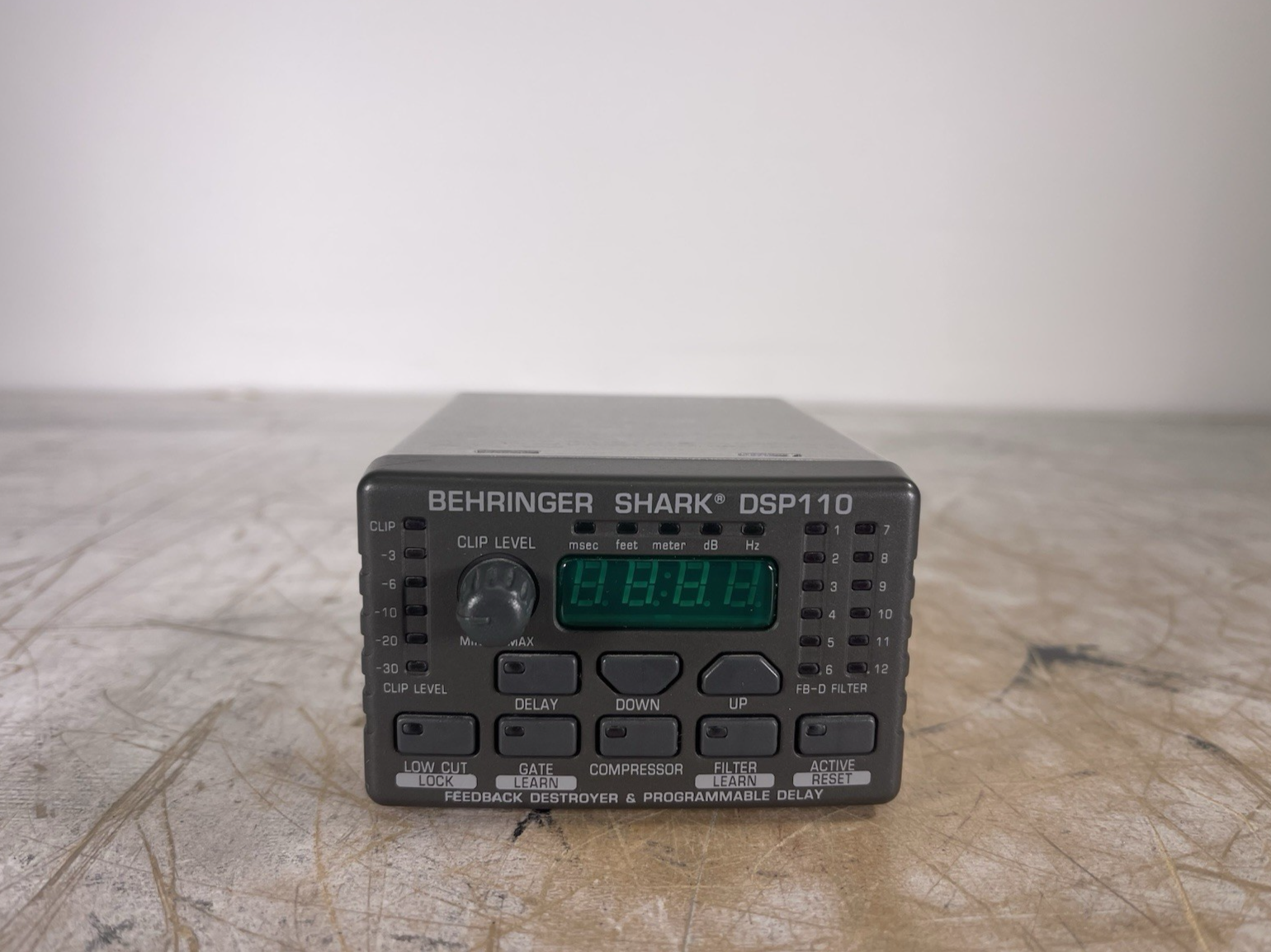 BEHRINGER SHARK DSP110 デジタルエフェクター BEHRINGER SHARK