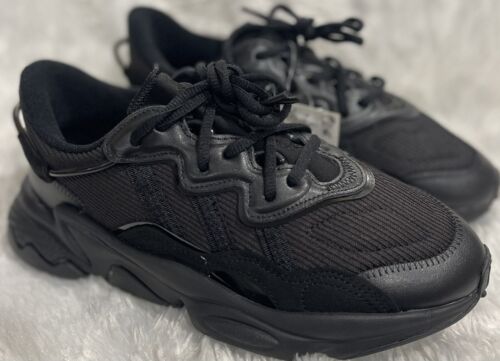 New adidas Ozweego Triple Black 2021 FX6028 Men Size 6 New adidas Ozweego Triple Black 2021 FX6028 Men Size 6
