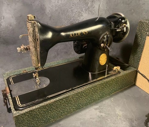 Vintage Aldens Electric Sewing Machine Model 24 Deluxe Japan Rare! Ornate Works!
