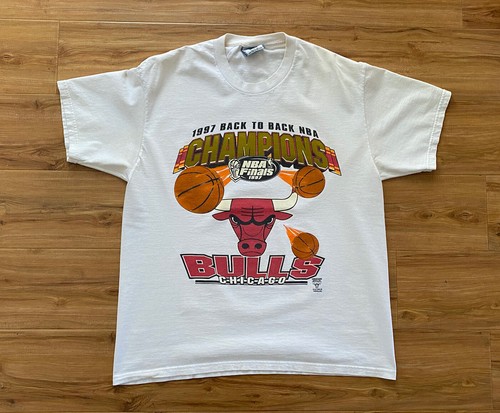 Chicago 1997年 ヴィンテージtシャツ Vintage 1997 Chicago Bulls NBA Champions White T-shirt Size