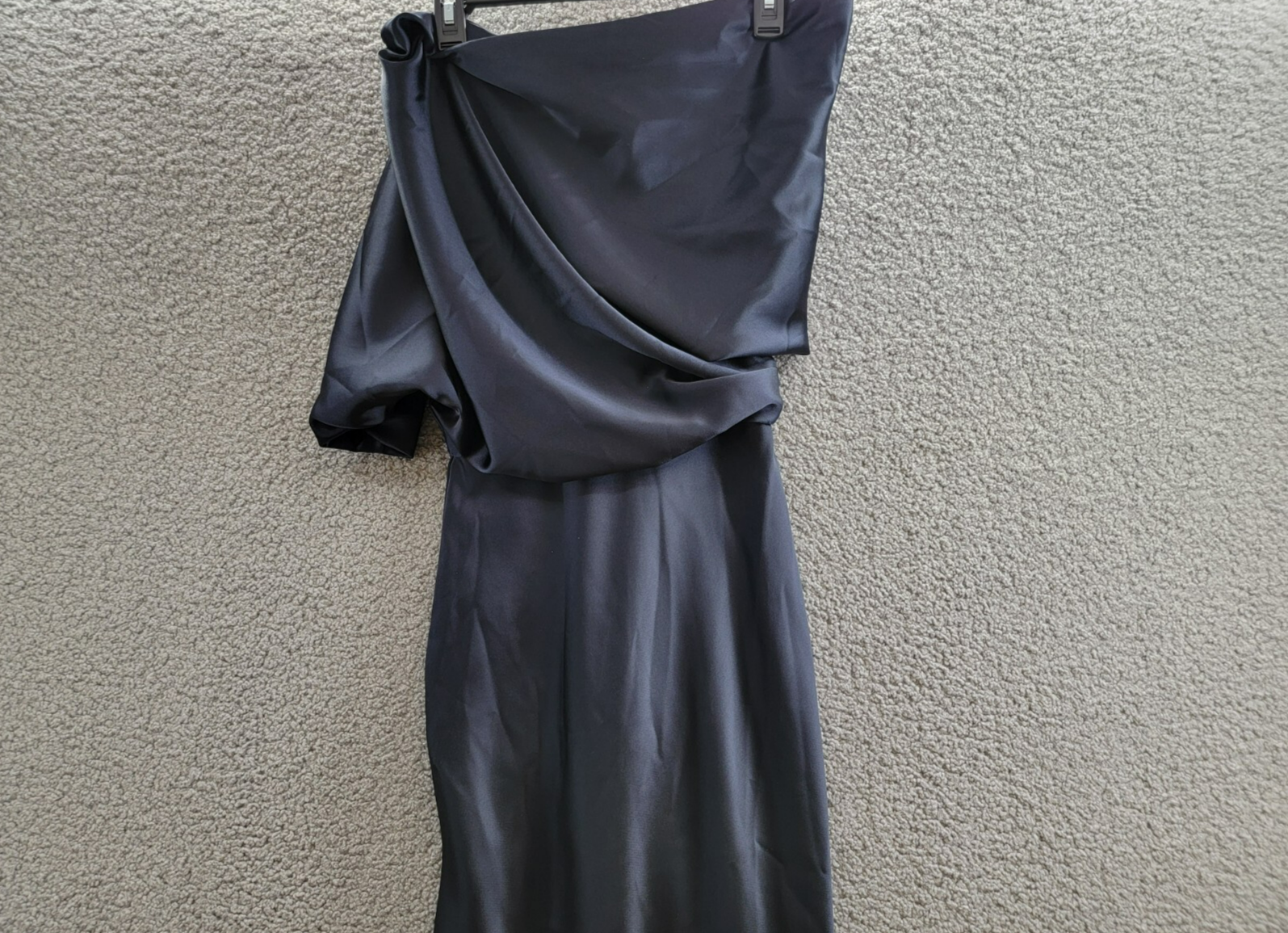 Amsale Off-Shoulder Draped Maxi Dress Women's 0 Navy Solid Back Zip Closure - Picture 3 of 15