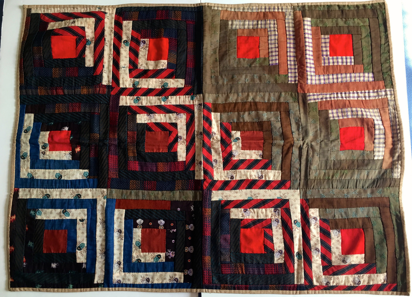 Antique Vintage FOLK ART LOG CABIN BABY QUILT. HAND STICHED.  28