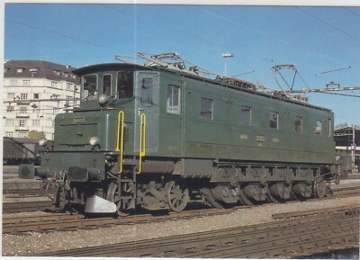 SWITZERLAND      ( SBB )   Electric Express loco # 10909 in 1980 at Luzern