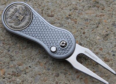 USA AMERICA EAGLE SHIELDED CREST GOLF BALL MARKER SWITCH BLADE DIVOT TOOL SILVER