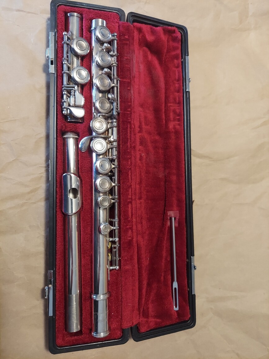 【美品】YAMAHA ヤマハ YFL211S YFL-211S 鏡面仕上げ YAMAHA ヤマハ YFL211S YFL-211S 鏡面仕上げ（Yamaha YFL-211S