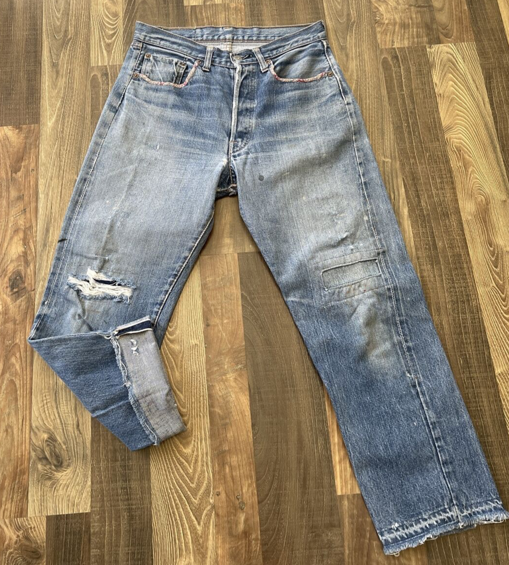 Vintage 1960s LEVIS 501XX Big E Redline Selvedge Blue Jeans Vintage 1960s LEVIS 501XX Big E Redline Selvedge Blue Jeans