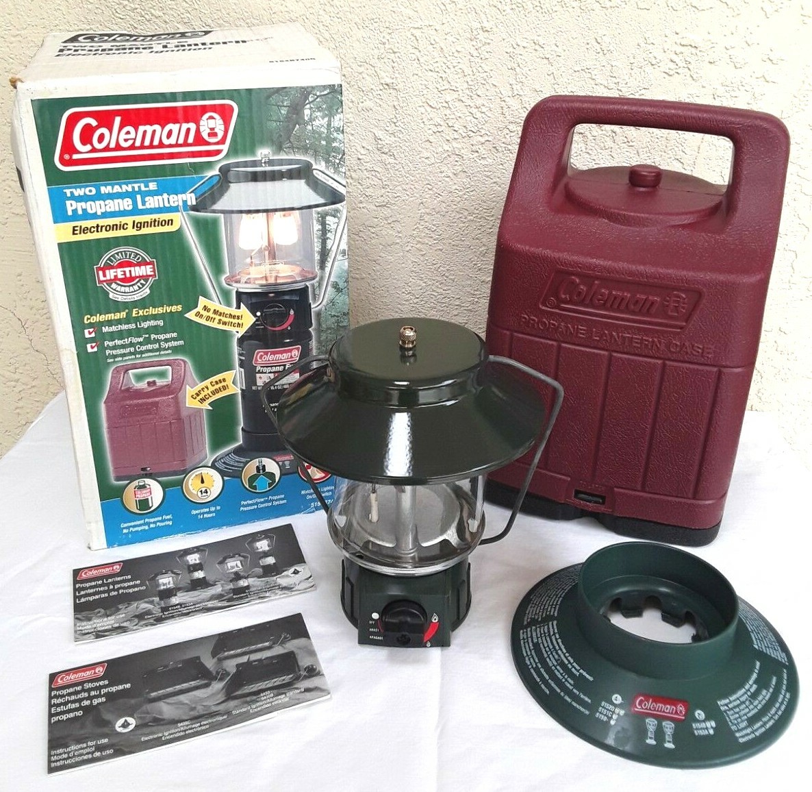 Coleman Two Mantle Propane Lantern & Carry Case Combo 5152C740G New in