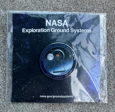 NASA Voyager Artemis Lapel Pin Outer Space Exploration Souvenir Ground System