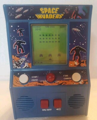 Taito Space Invaders 2016 Handheld Classic Mini Travel Arcade Game Tested WORKS