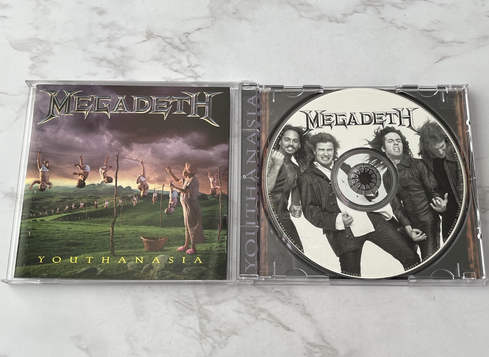 洋楽 MEGADETH / YOUTHANASIA M̲e̲g̲adet̲h̲ – Youthan̲a̲s̲i̲a̲ (Full Album 1994) - YouTube