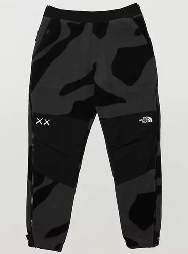 THE NORTH FACE フード付きブランケット 黒 THE NORTH FACE フード付きブランケット ブラック