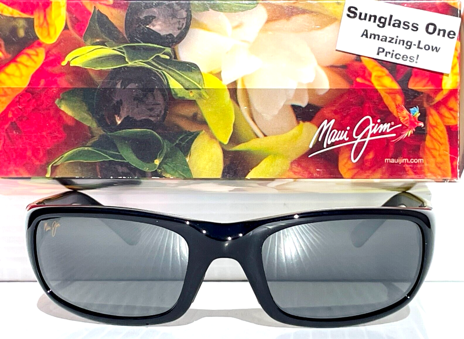 Pre-owned Maui Jim Stingray Gloss Black Polarized Grey Glass Lens Sunglass 103-02 In Gray