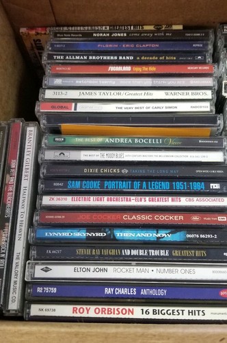 Lot of 40 EMPTY Music CD Jewel Cases with Artist Inserts Artwork Preowned.