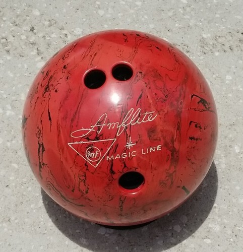 Vtg 13 lb 0.5 oz AMF Amflite Magic Line Bowling Ball RED