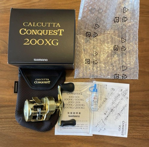SHIMANO : CALCUTTA CONQUEST 200 XG, Right hand, High