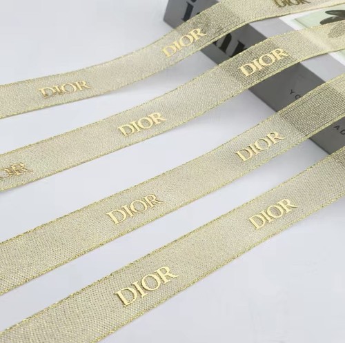 DIOR　ラッピングリボン　ワイド幅アイボリー×ゴールドロゴ DIOR ラッピングリボン ワイド幅アイボリー×ゴールドロゴ