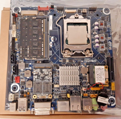 INTEL ITX DH61AG, W/I-3CPU, 4GBMem, WIFI-CARD, MSATA ,SATA,PCIE/PWR/USB/HDMI/DVI
