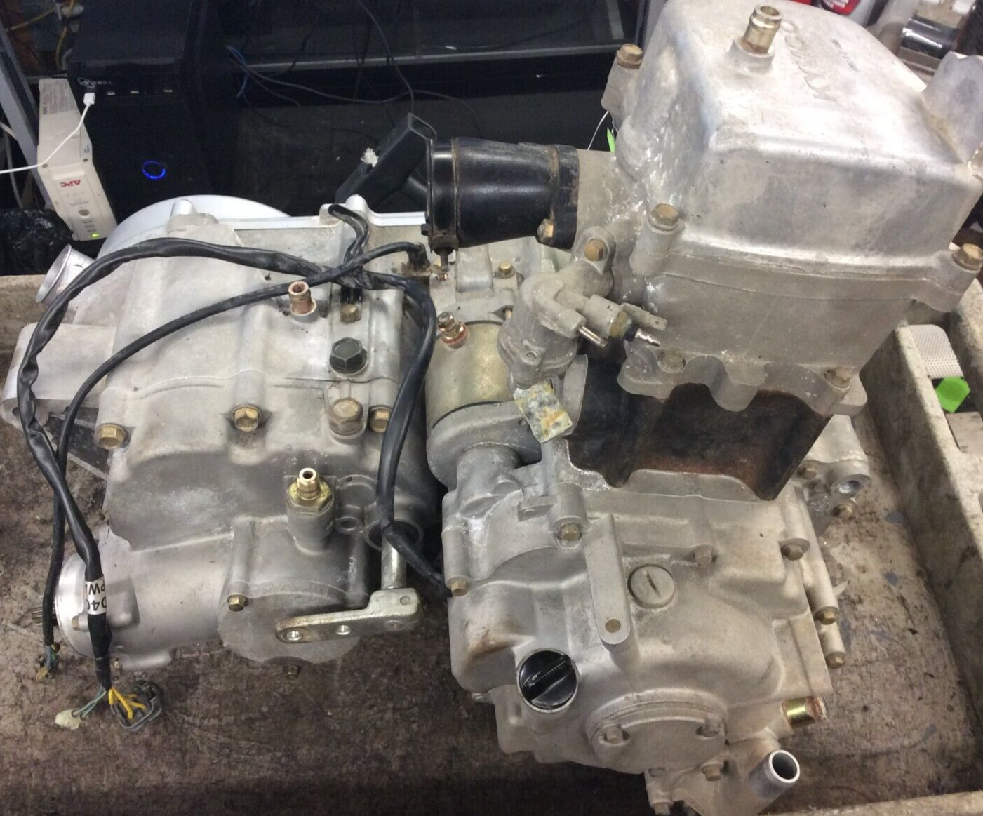 Arctic Cat Motor Engine Kymco 3303-629 2006-2009 Utility 2x4 Arctic Cat Motor Engine Kymco 3303-629 2006-2009 Utility 2x4