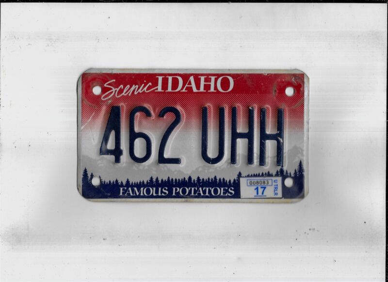 IDAHO 2017 license plate "462 UHH"