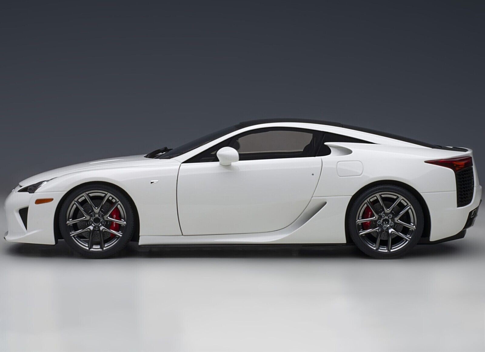 その他 li fafa a ceramic car 1/18 Scale Lexus LFA (Matt Black) Composite Model Car By