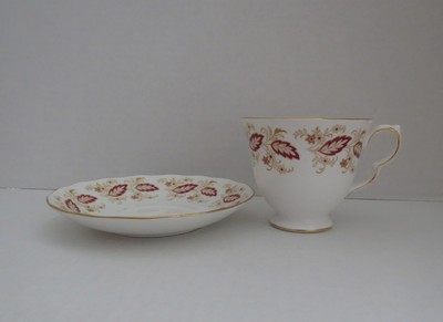 QUEEN ANNE China Tea Cup with Flowers