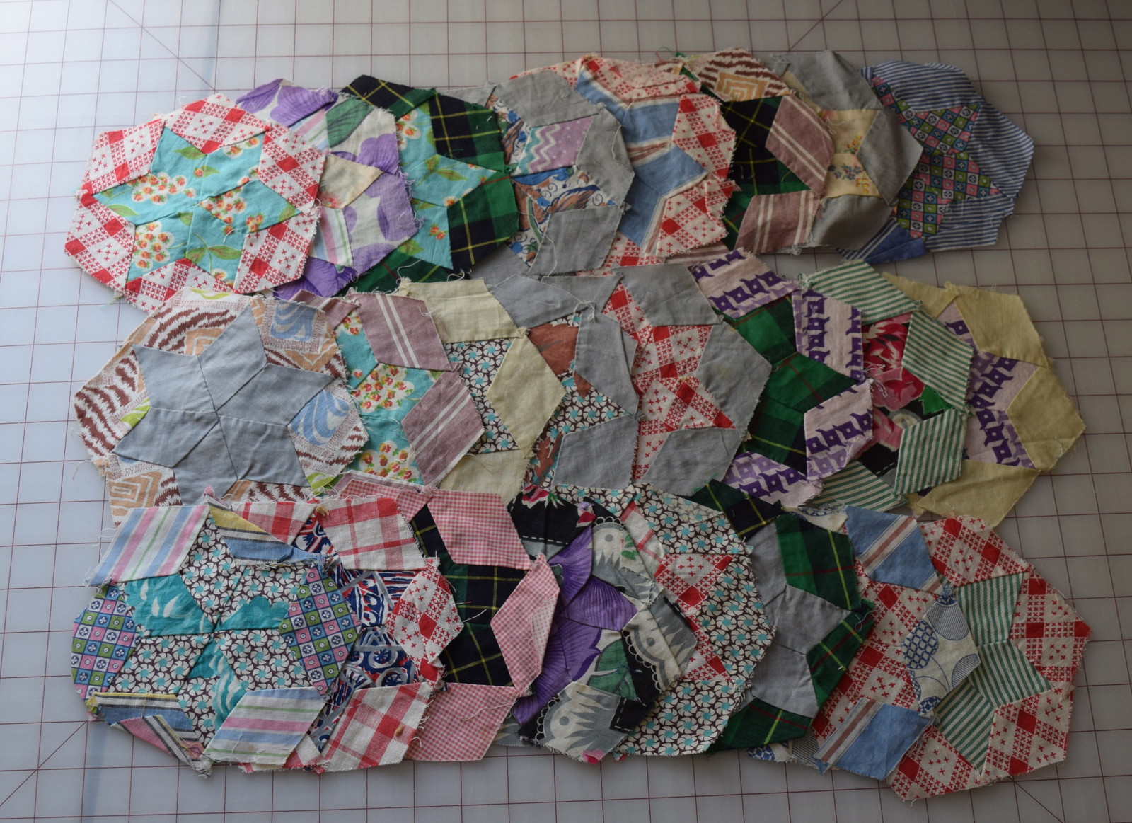 36 1930-40 Hexagon 6 point Star quilt blocks, Feed sack fabrics!