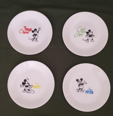 Corelle Disney Mickey Mouse 8.5'' Plates set of 4 USA New