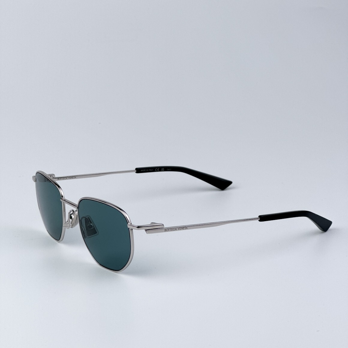 Pre-owned Bottega Veneta Bv1301s 004 Silver Green Split Panthos Unisex Sunglasses