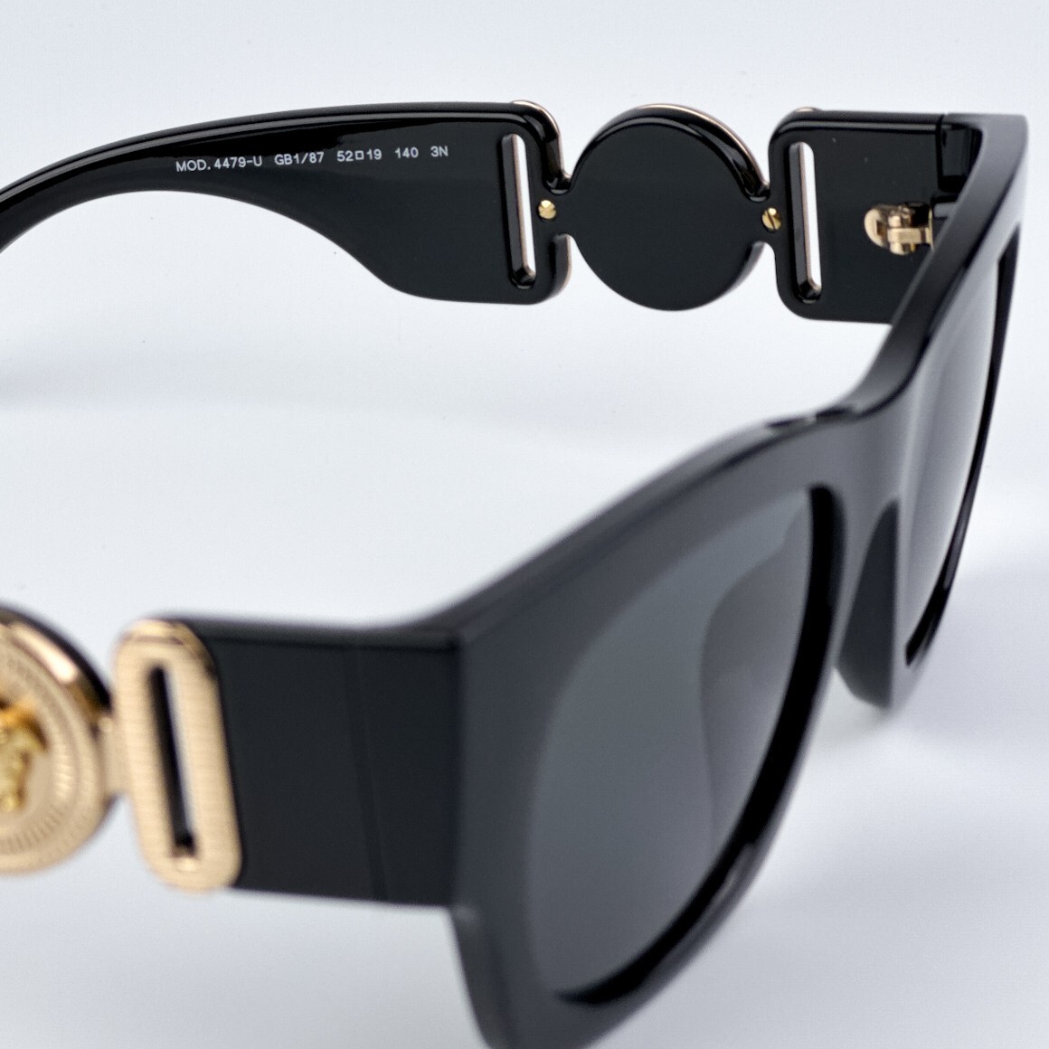 Pre-owned Versace Ve4479u Gb1/87 Black Dark Grey Square Women Sunglasses In Gray