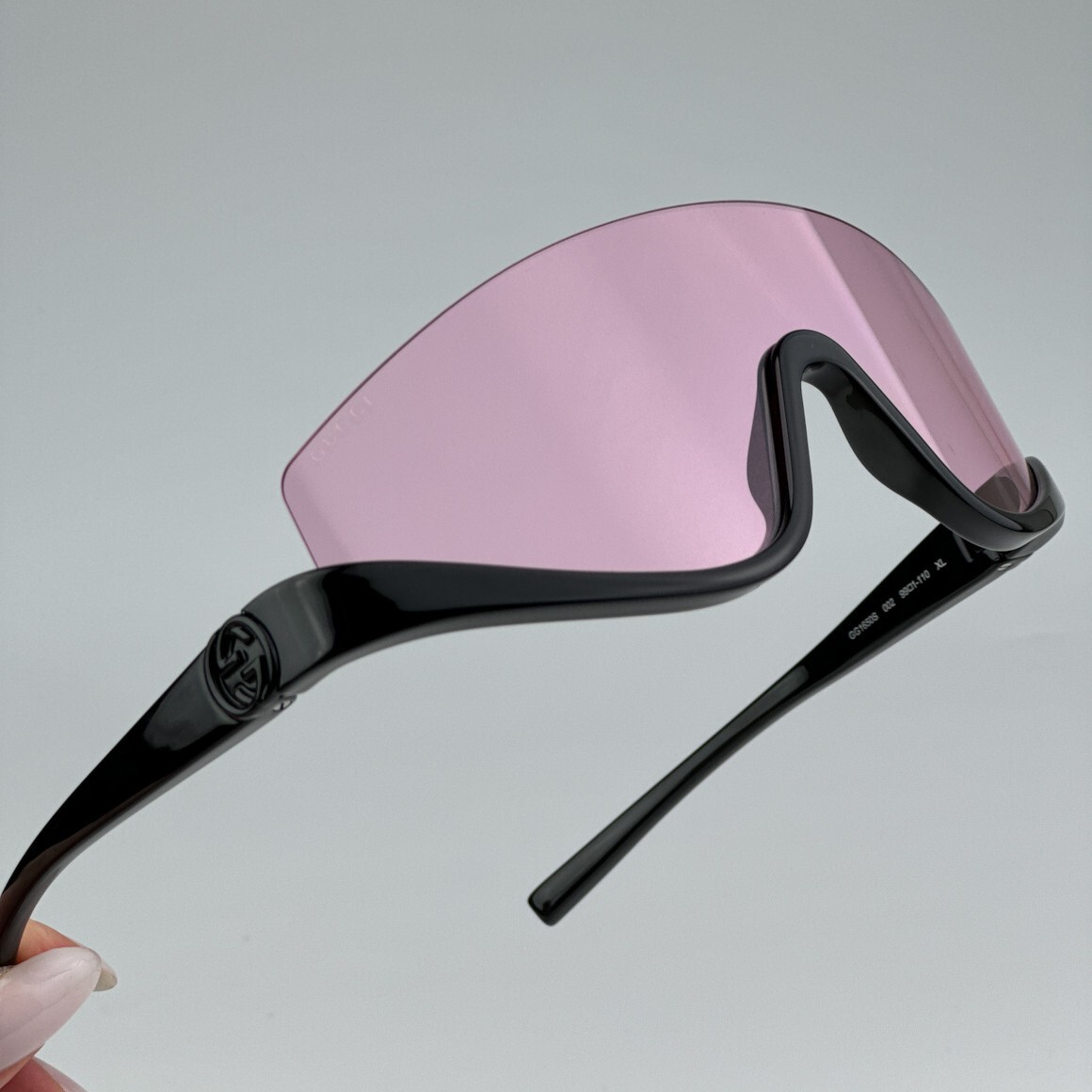 Pre-owned Gucci Gg1650s 002 Black Pink Unisex Shield Mask Sunglasses Gg 1650s