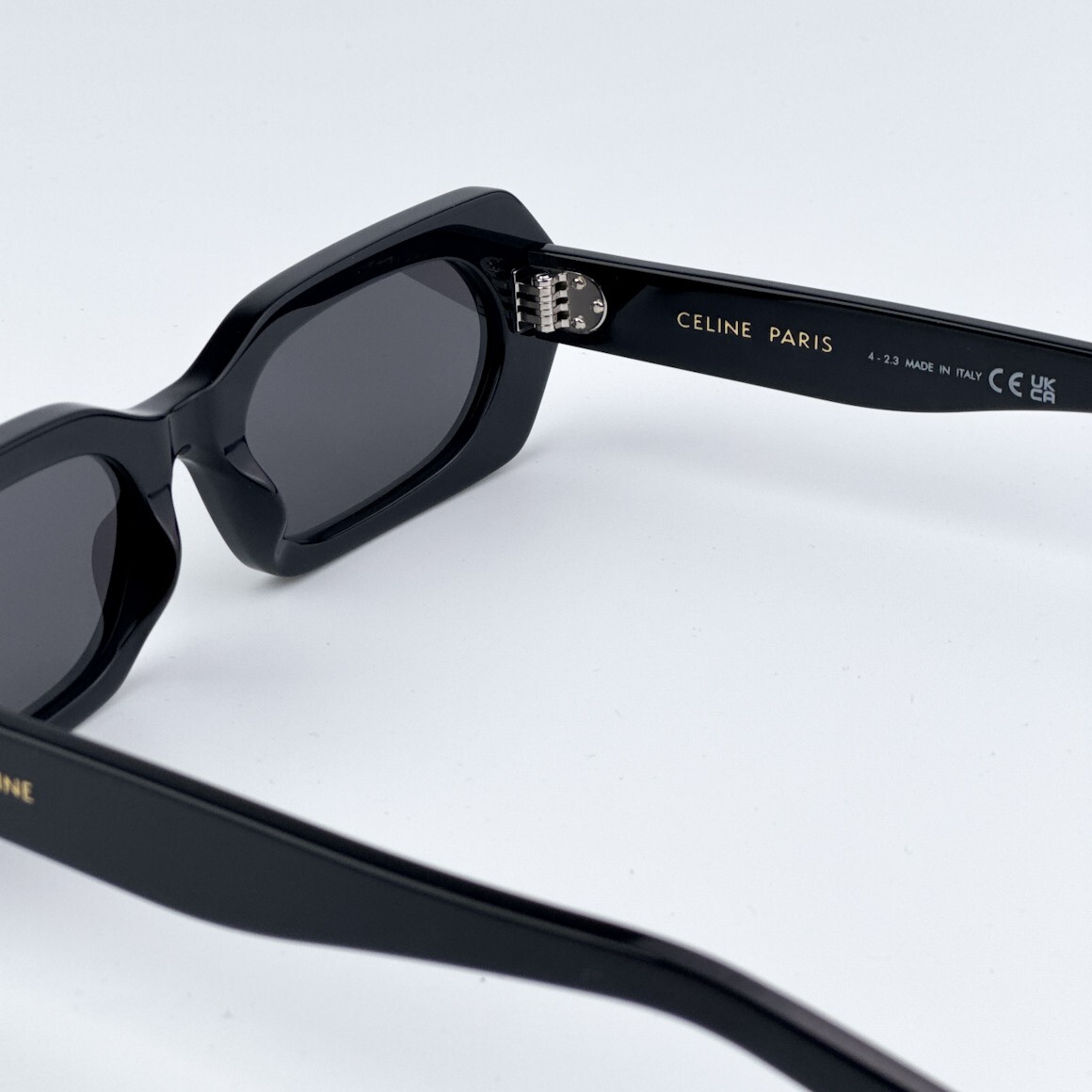 Pre-owned Celine Cl40243i 01a Shiny Black Smoke Rectangle Women Sunglasses Cl 40243i In Gray