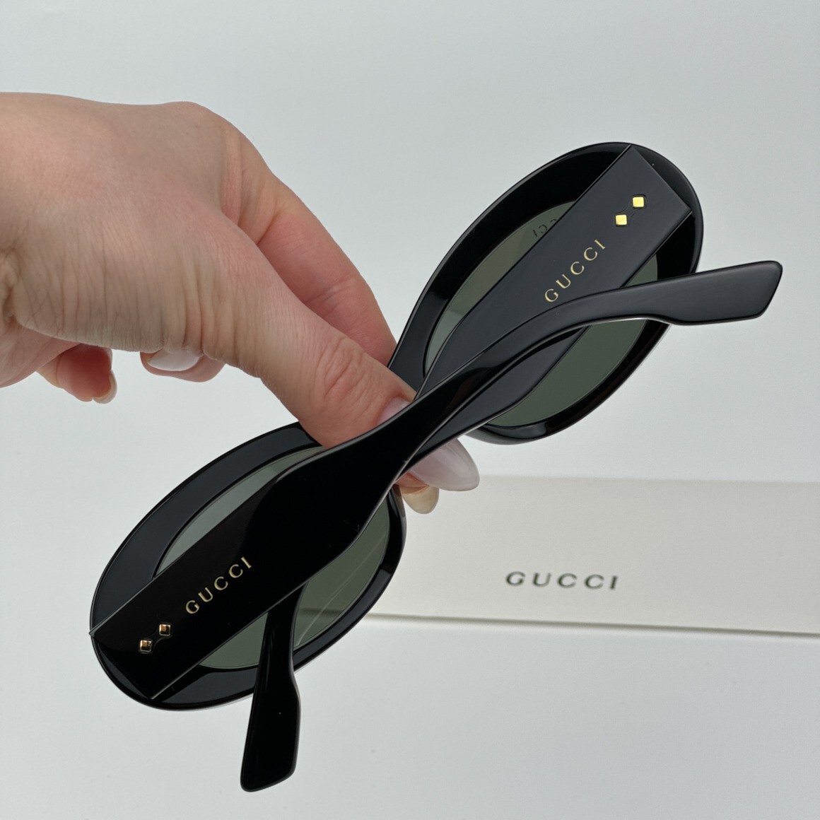 Pre-owned Gucci Gg1527s 001 Black Grey Unisex Oval Sunglasses Gg 1527s In Gray