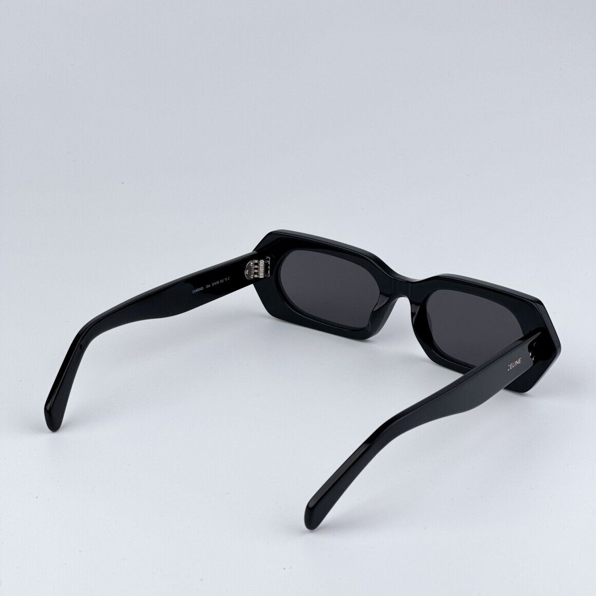 Pre-owned Celine Cl40243i 01a Shiny Black Smoke Rectangle Women Sunglasses Cl 40243i In Gray