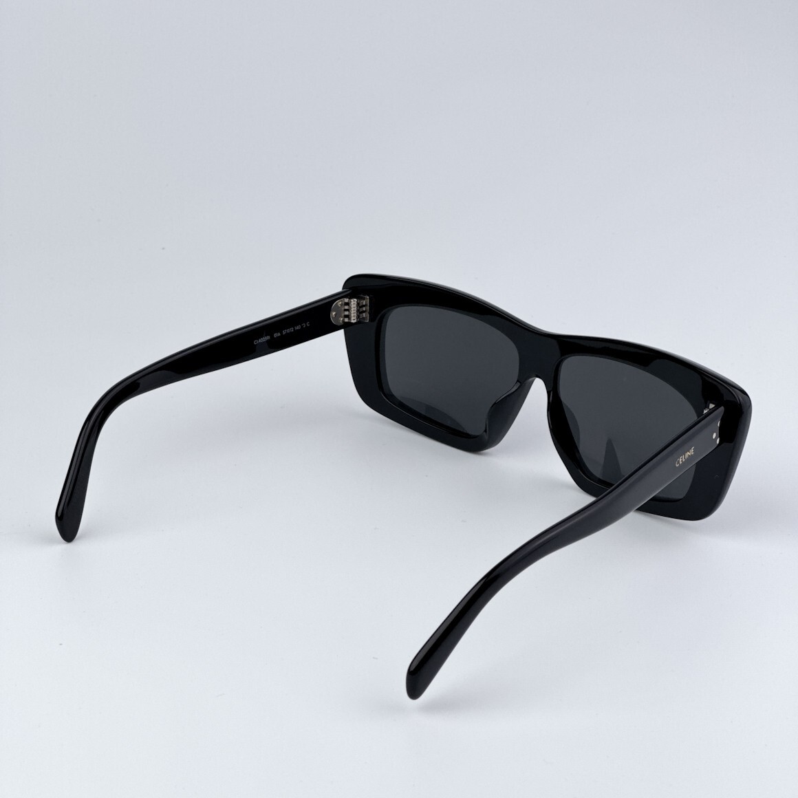 Pre-owned Celine Cl40259i 01a Black Black Rectangle Unisex Sunglasses Cl 40259i