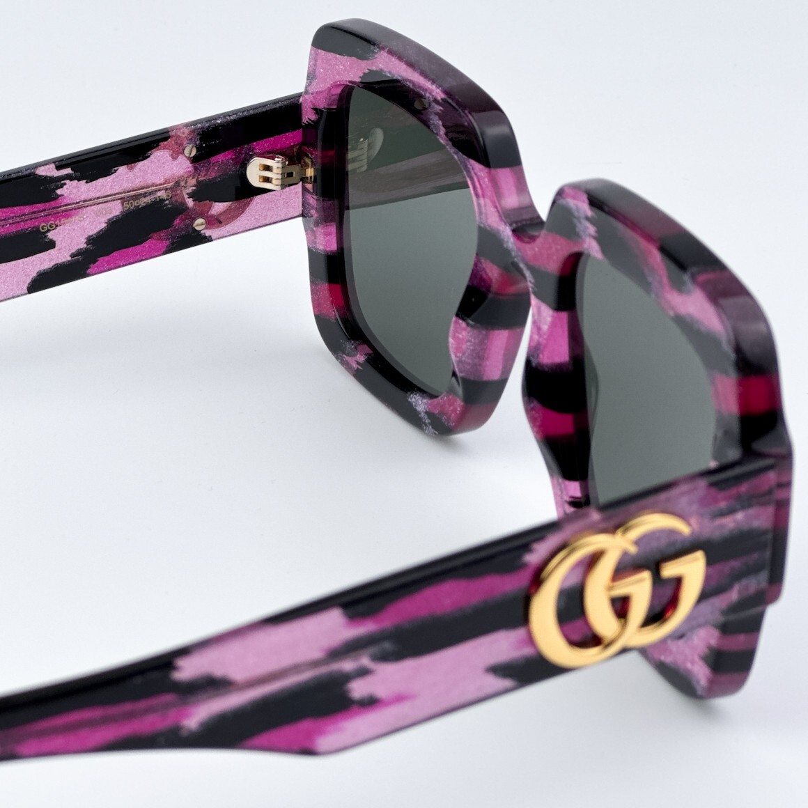 Pre-owned Gucci Gg1547s 003 Black Grey Women Square Sunglasses Gg 1547s In Gray