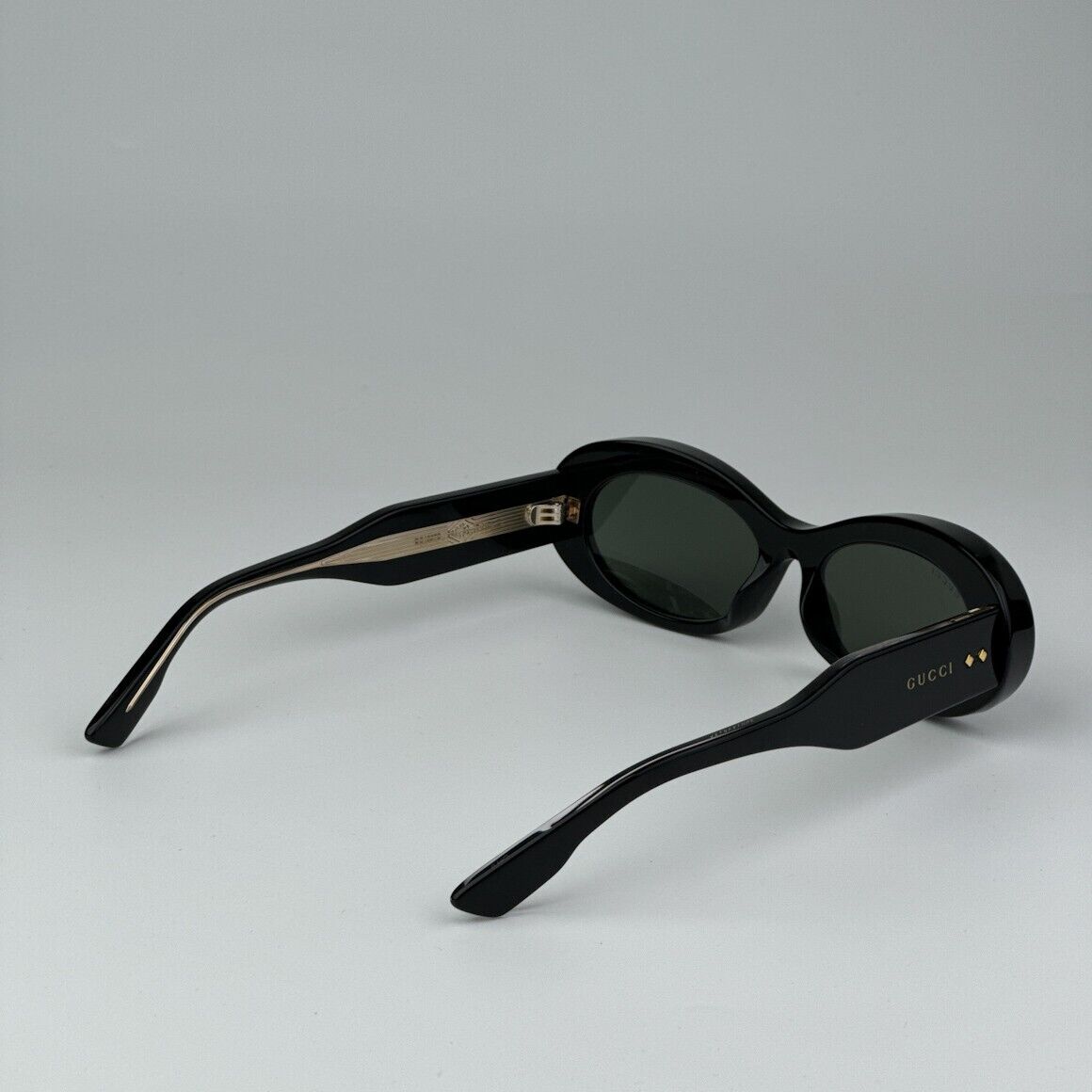 Pre-owned Gucci Gg1527s 001 Black Grey Unisex Oval Sunglasses Gg 1527s In Gray