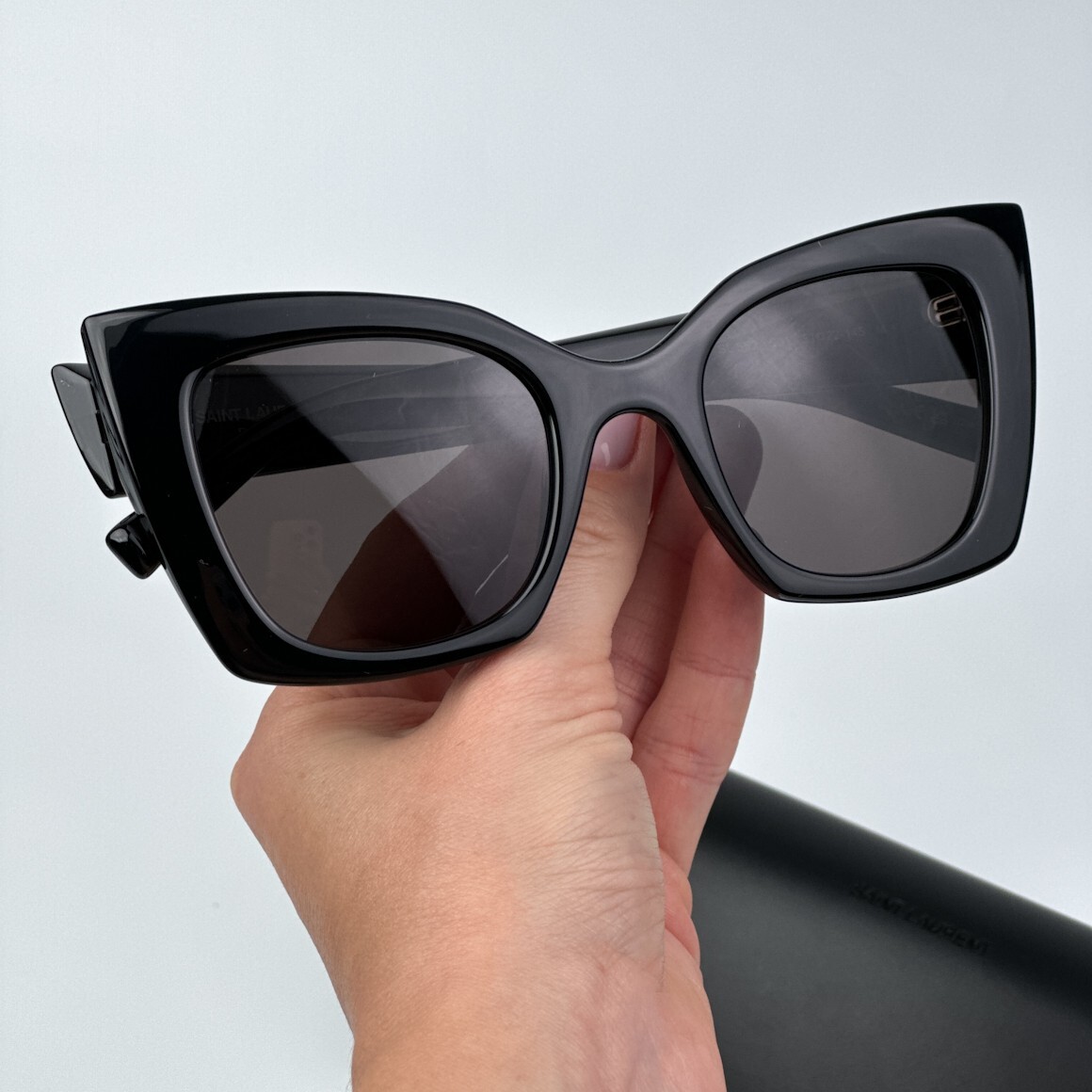 Pre-owned Saint Laurent Sl552 001 Black Black Cat Eye Women Sunglasses