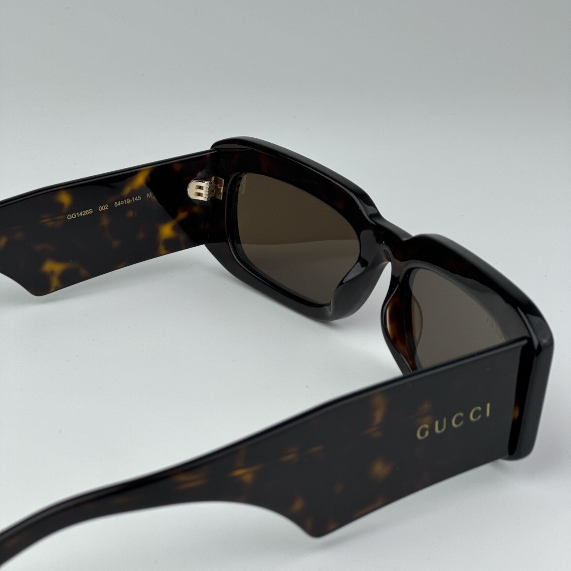 Pre-owned Gucci Gg1426s 002 Dark Havana Brown Unisex Rectangle Sunglasses Gg 1426s