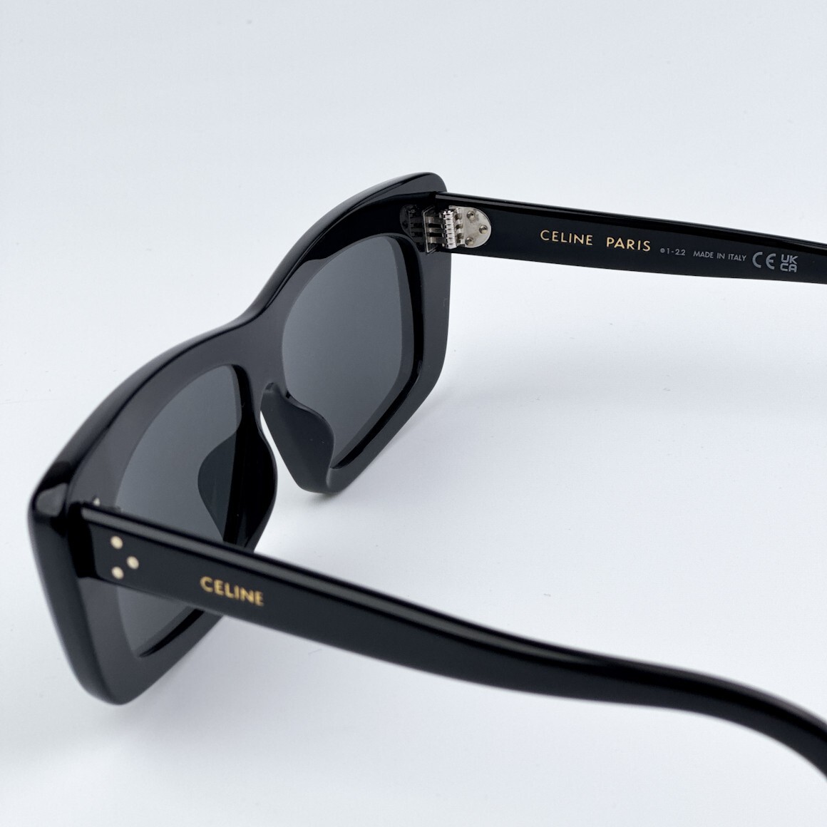 Pre-owned Celine Cl40259i 01a Black Black Rectangle Unisex Sunglasses Cl 40259i