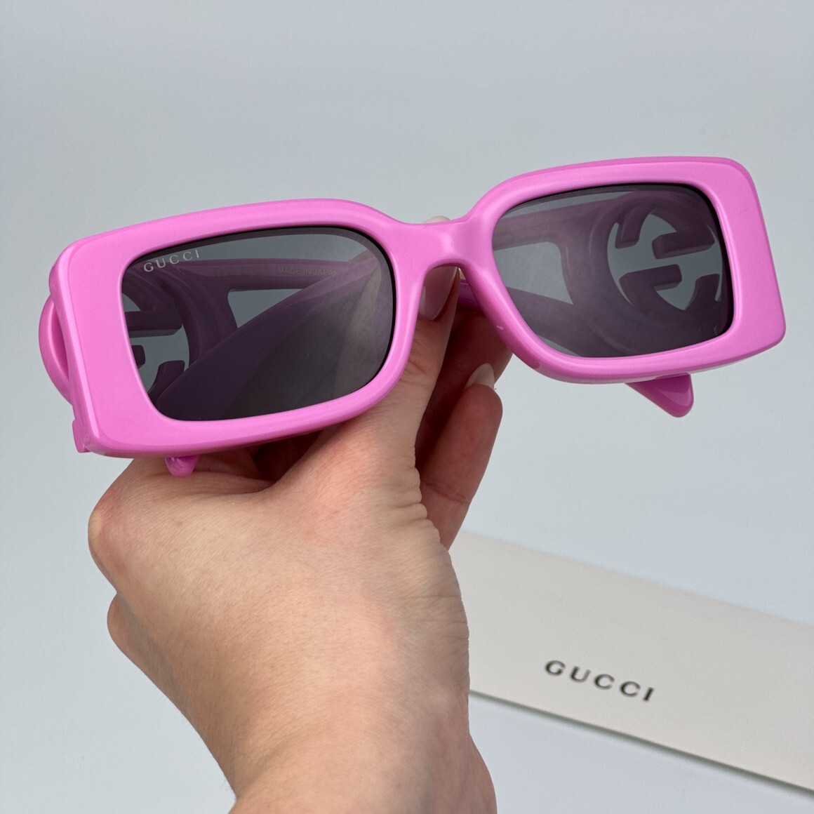 Pre-owned Gucci Gg1325s 006 Pink Grey Rectangle Unisex Sunglasses Gg 1325s In Gray